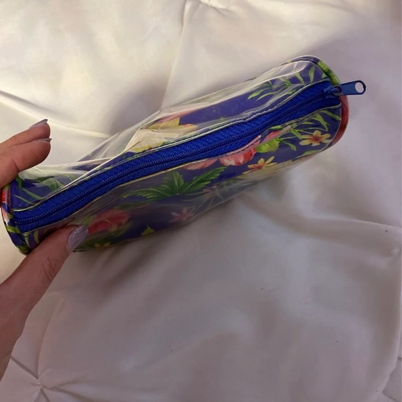 *FINAL CHANCE* Tropical cosmetics bag - Picture 3 of 4